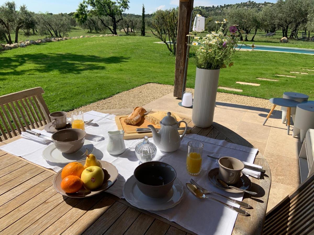 Bed and Breakfast La Bergerie de Cigalon à Mouries Extérieur photo